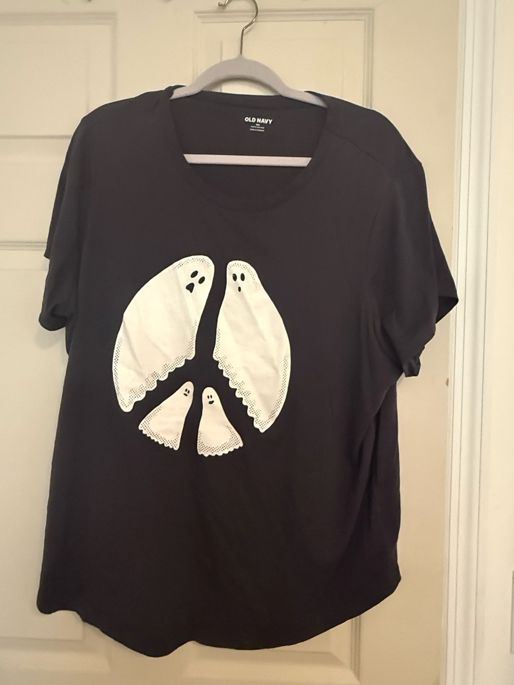 Old Navy Black Short-Sleeve Ghost Peace Graphic Tee